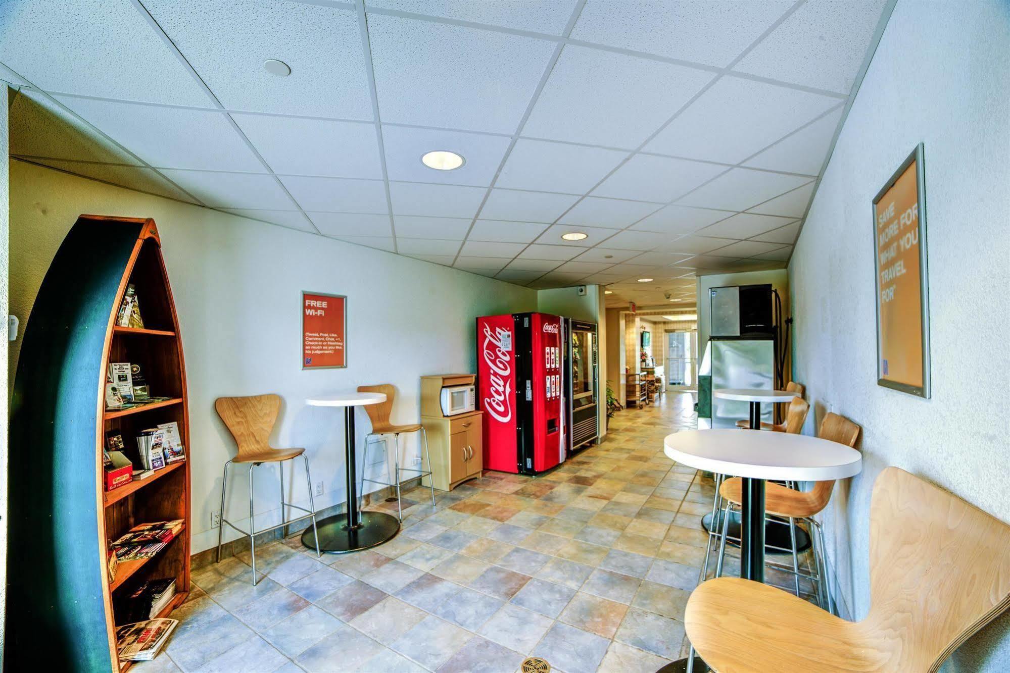 Motel 6-Huntsville, On ภายนอก รูปภาพ