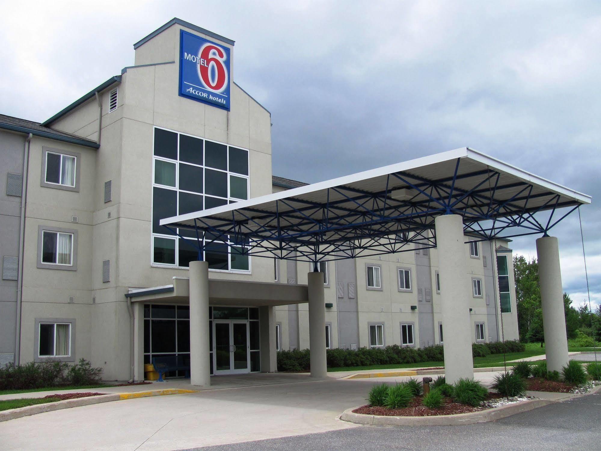 Motel 6-Huntsville, On ภายนอก รูปภาพ