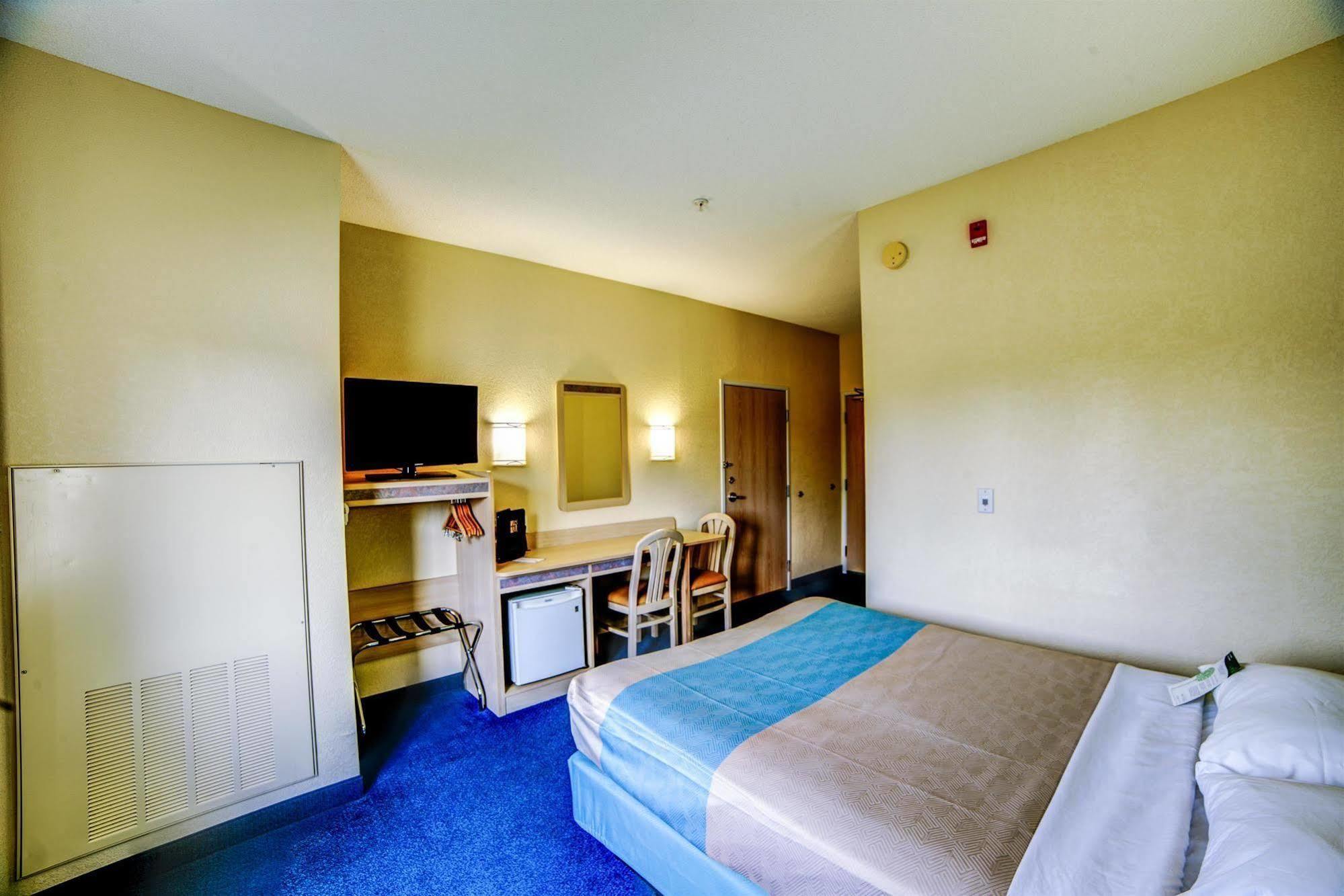 Motel 6-Huntsville, On ภายนอก รูปภาพ