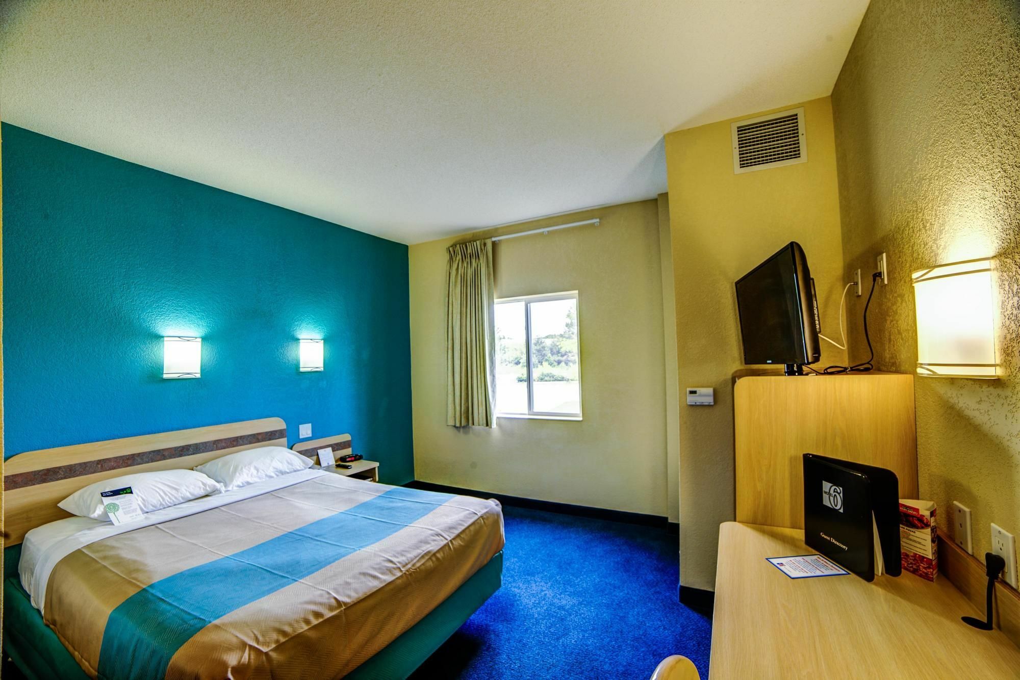 Motel 6-Huntsville, On ภายนอก รูปภาพ